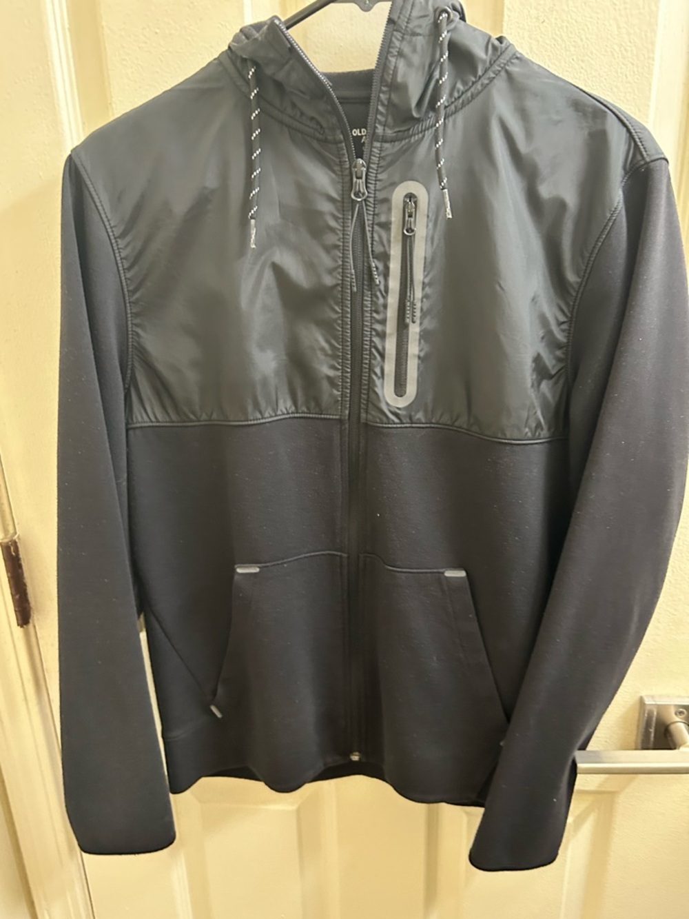 Men's Old Navy Black Hooded Zip Jacket - Lightweight Wind-Resistant